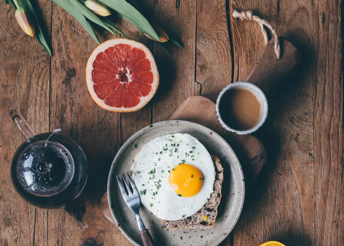 Melhor dieta para emagrecer na menopausa: cardápio e café da manhã